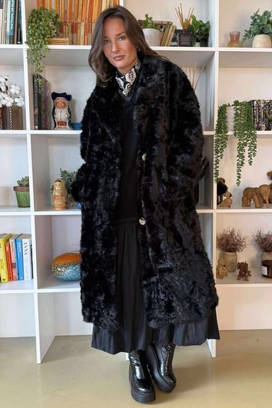 Paloma Dusk Premium Faux Fur Coat Black